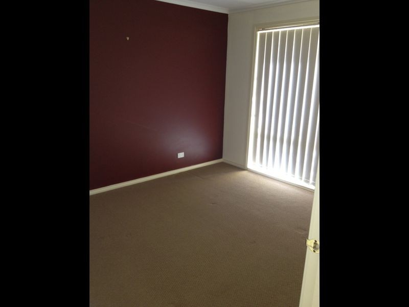 44 Shearwater Drive, Pakenham VIC 3810