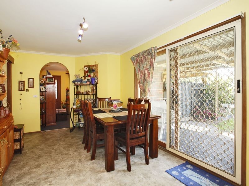 2A Parman Avenue, Pakenham VIC 3810