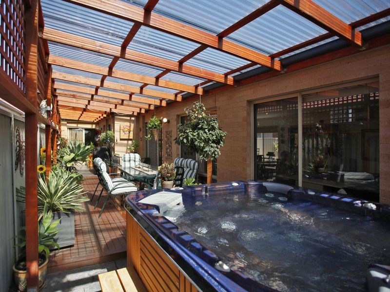 13 Willowbank Pocket, Pakenham VIC 3810