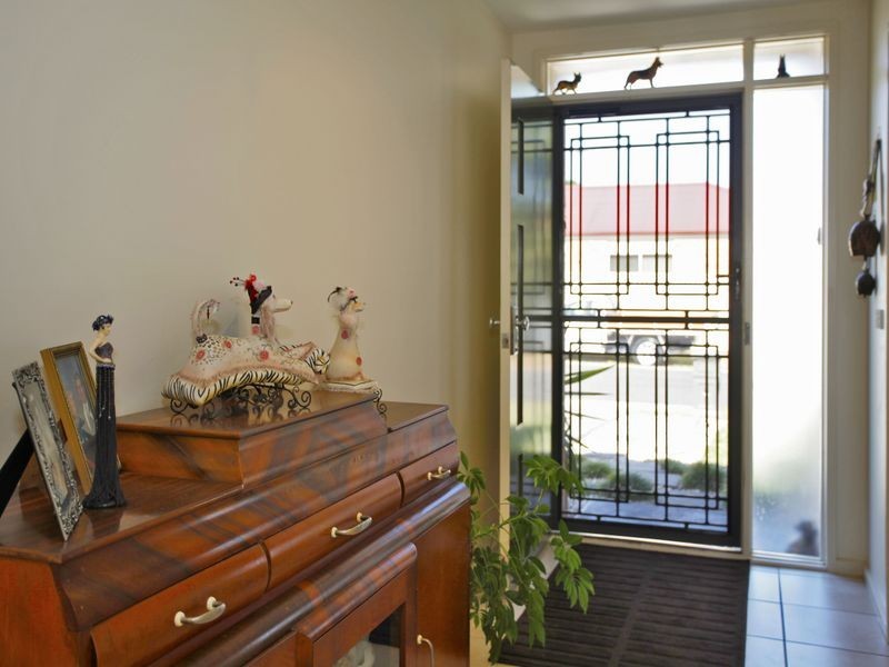 13 Willowbank Pocket, Pakenham VIC 3810