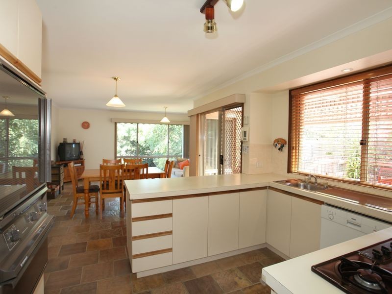 5 Nathan Court, Pakenham VIC 3810