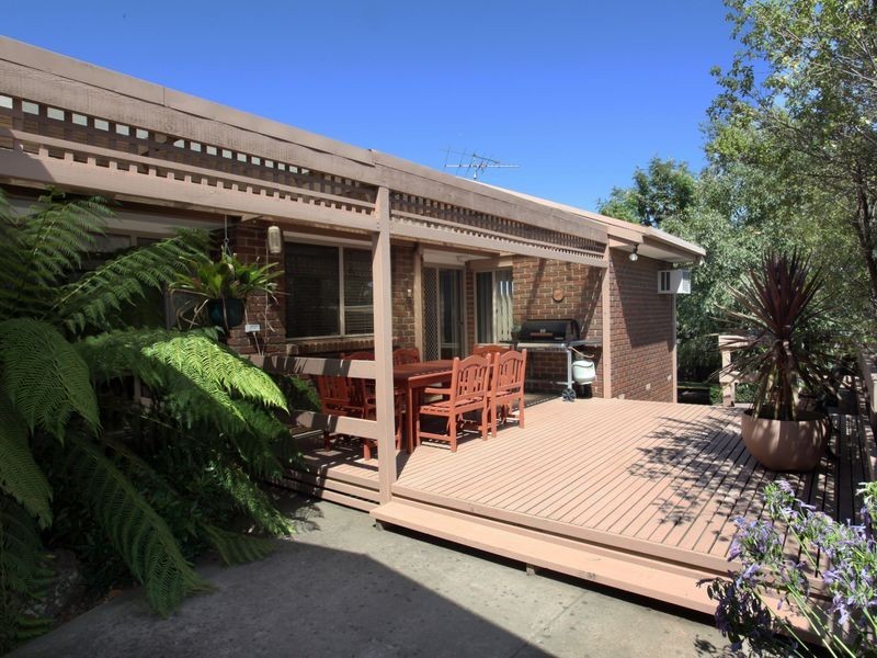 5 Nathan Court, Pakenham VIC 3810