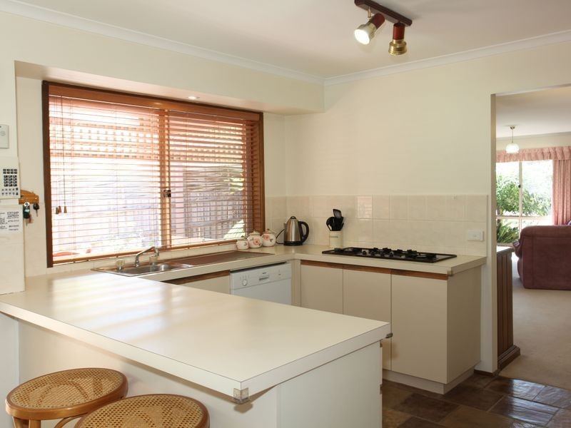 5 Nathan Court, Pakenham VIC 3810