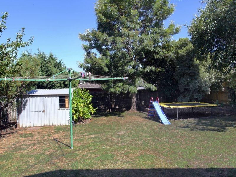 5 Nathan Court, Pakenham VIC 3810