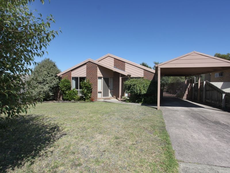 5 Nathan Court, Pakenham VIC 3810