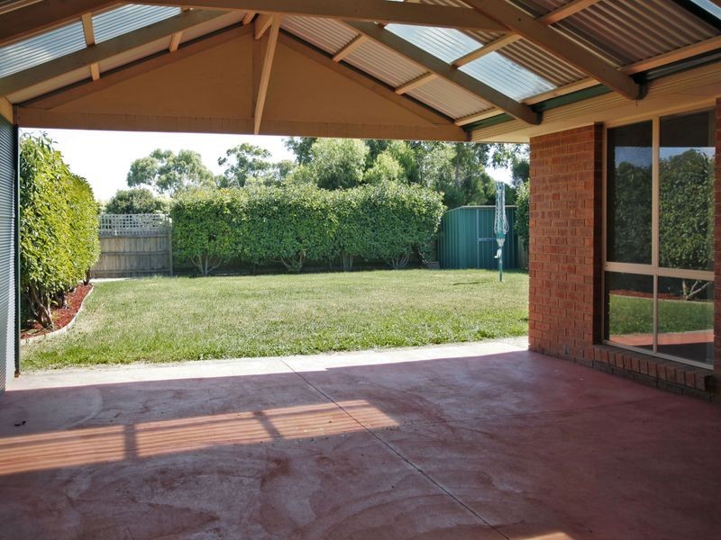 13 Joseph Court, Pakenham VIC 3810