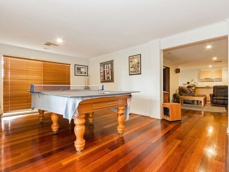 15 Nathan Court, Pakenham VIC 3810