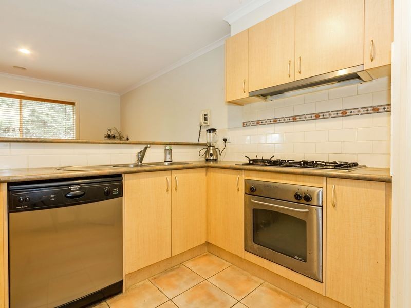 15 Nathan Court, Pakenham VIC 3810