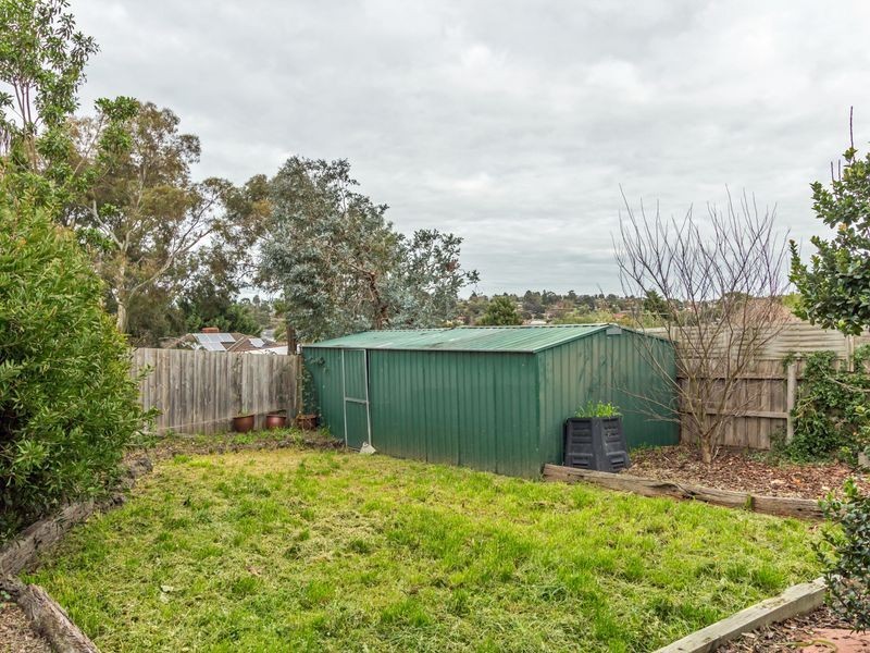 15 Nathan Court, Pakenham VIC 3810