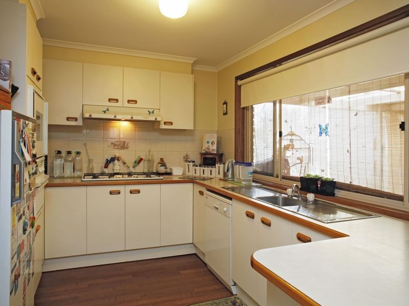 2 Matthews Court, Pakenham VIC 3810