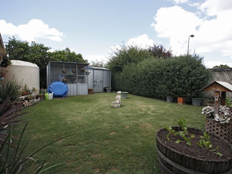 2 Matthews Court, Pakenham VIC 3810