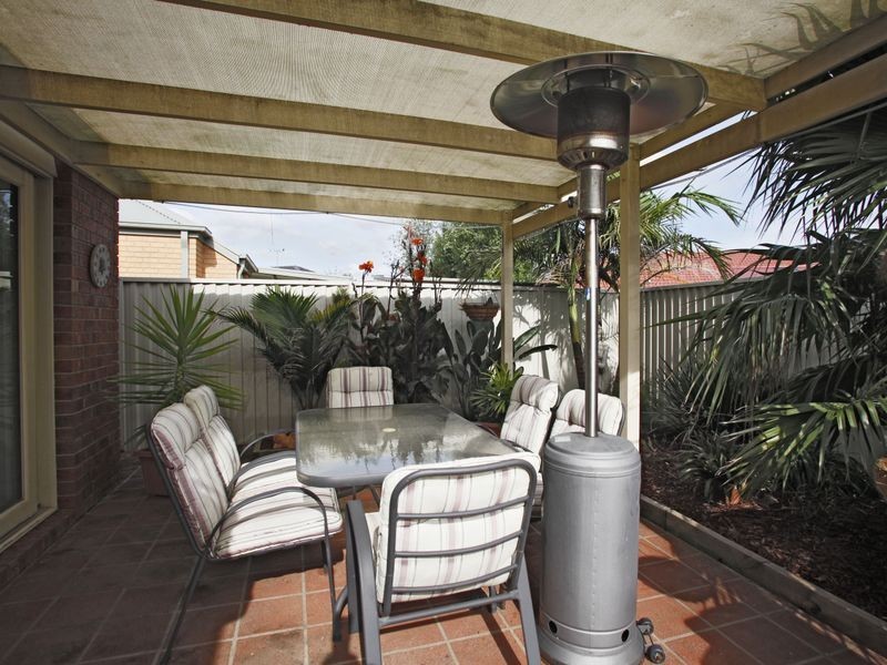 4 Genoa Grove, Pakenham VIC 3810