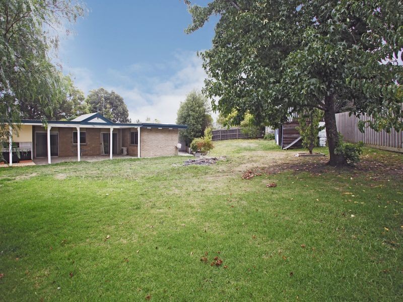 7 Highview Court, Pakenham VIC 3810