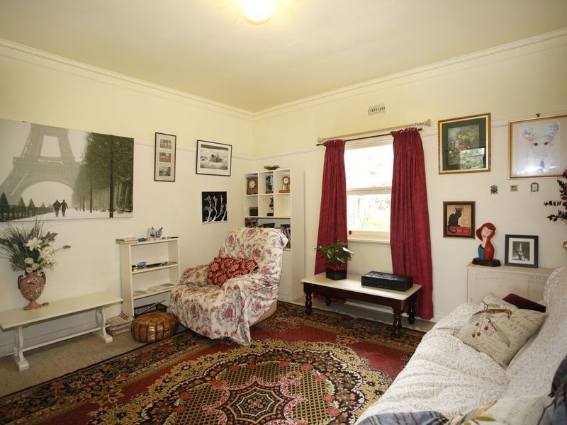 37 Jefferson Road, Garfield VIC 3814