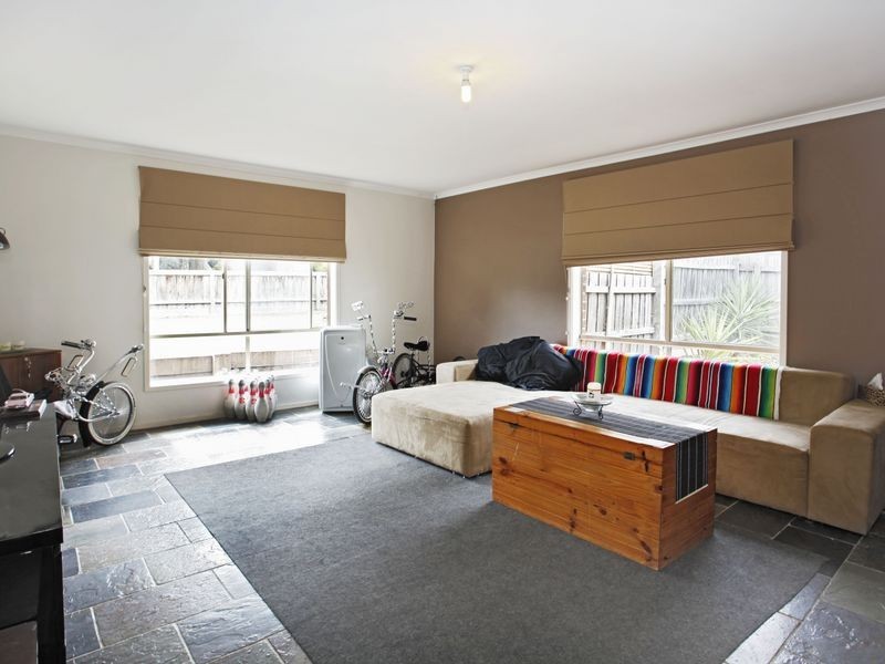 1 Paramount Way, Pakenham VIC 3810