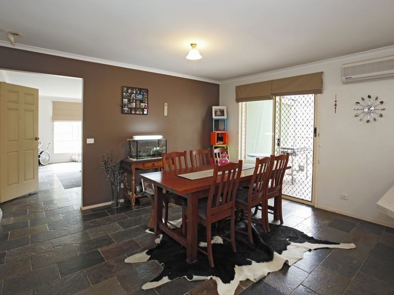 1 Paramount Way, Pakenham VIC 3810