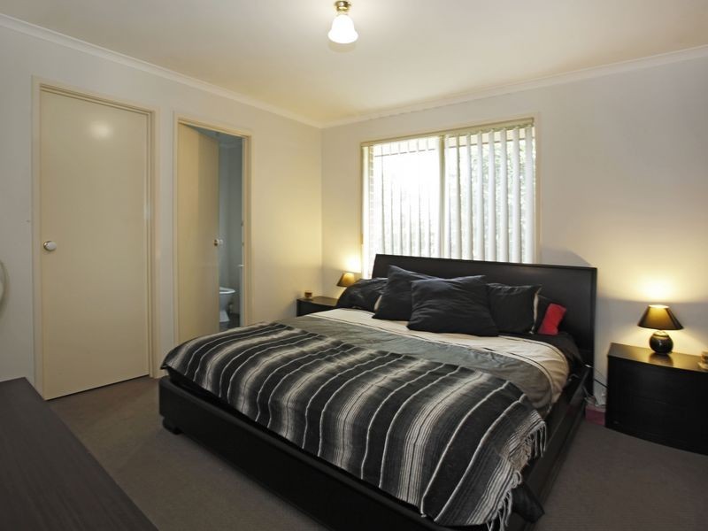 1 Paramount Way, Pakenham VIC 3810