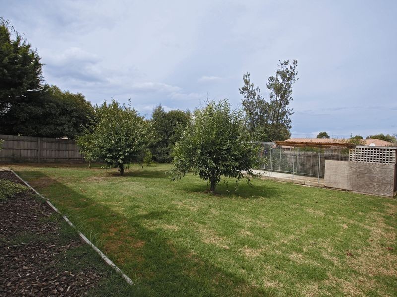 1 Paramount Way, Pakenham VIC 3810