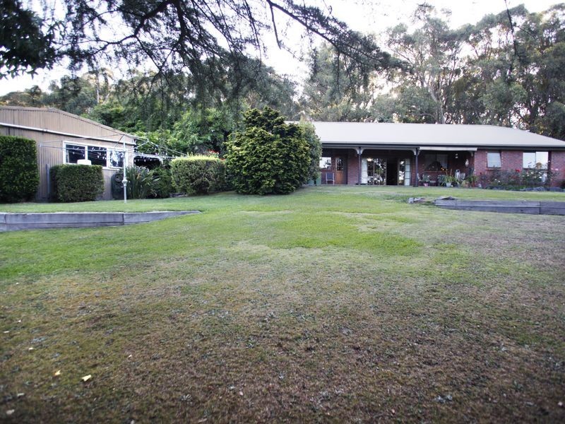 25 Twin Creeks Road, Pakenham Upper VIC 3810