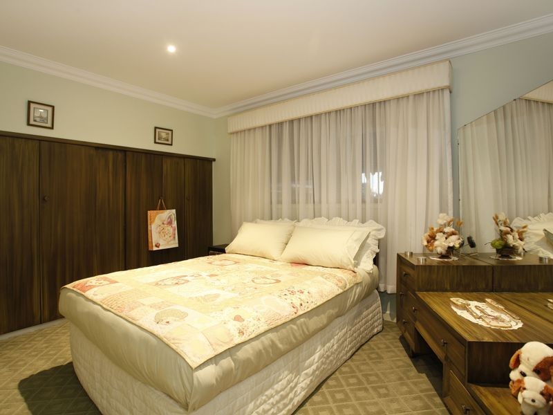 19 Wallangara Drive, Pakenham VIC 3810