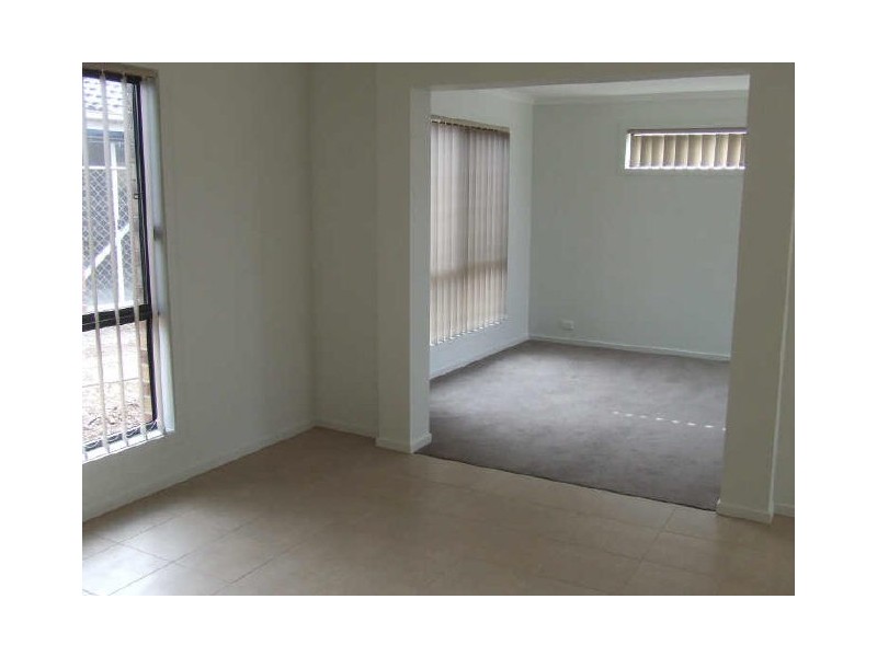 10 Valencia Lane, Pakenham VIC 3810