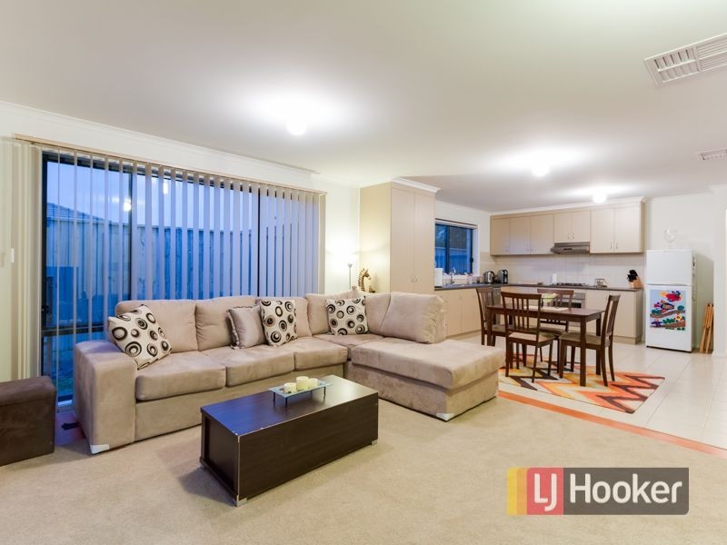 19/31 Syme Road, Pakenham VIC 3810