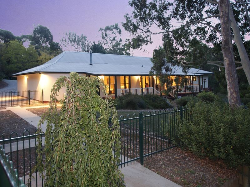 15 Buckland Lane, Pakenham Upper VIC 3810