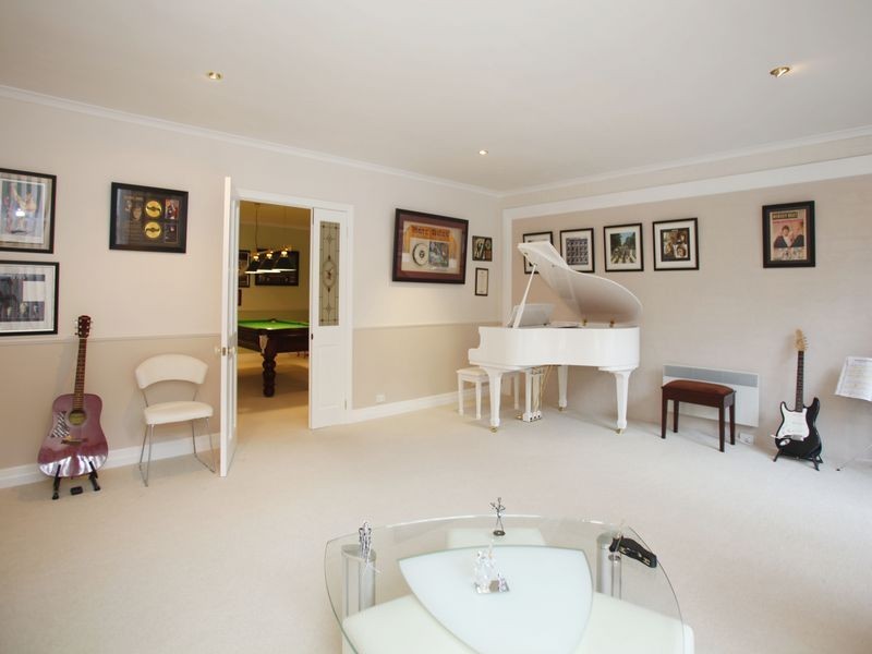 15 Buckland Lane, Pakenham Upper VIC 3810