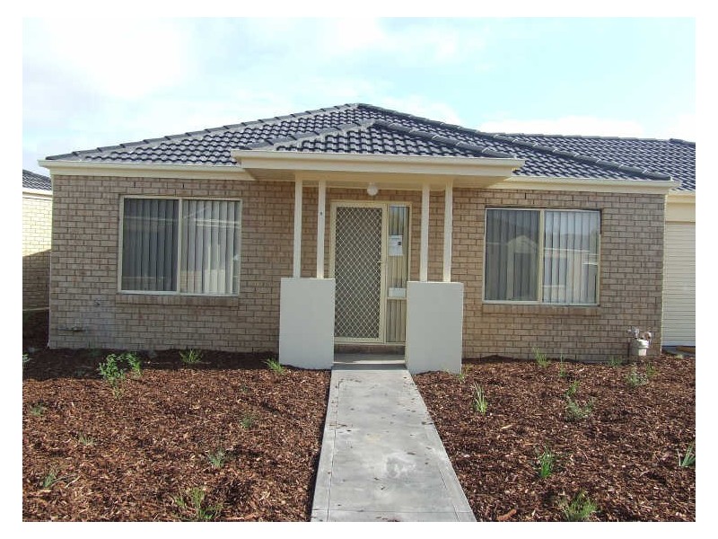 1/21-31 Parman Avenue, Pakenham VIC 3810