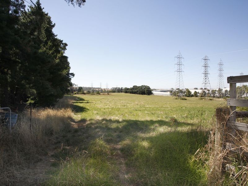 414 Brown Road, Officer VIC 3809