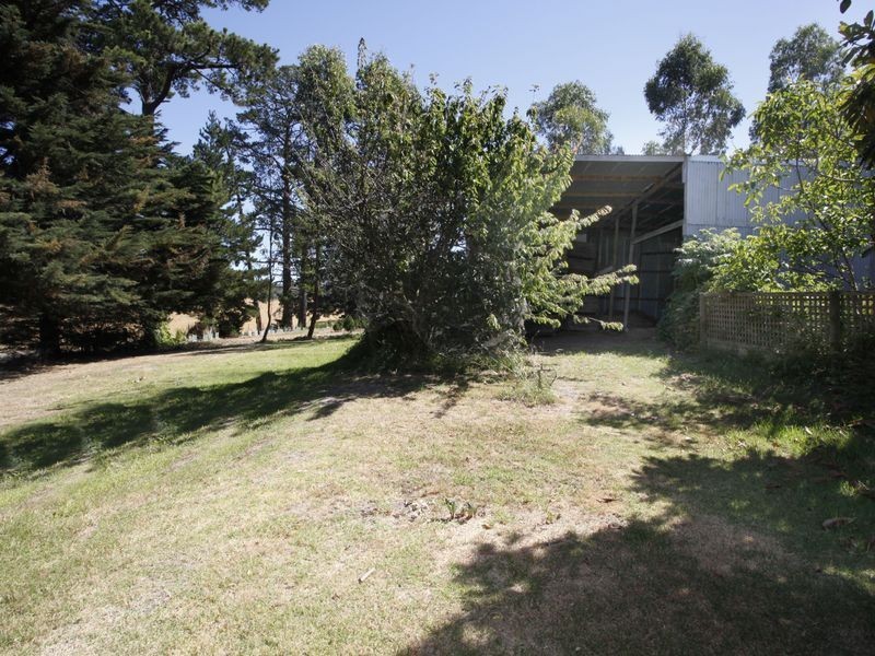 414 Brown Road, Officer VIC 3809