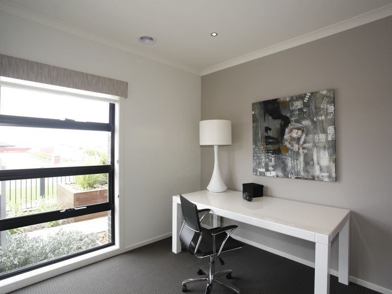 Lot 8/7 Caversham Drive, Pakenham VIC 3810