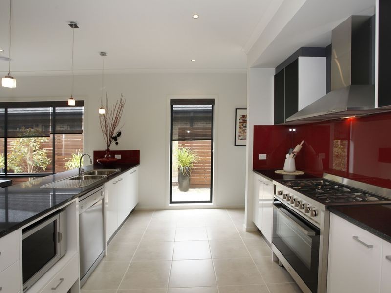 Lot 8/7 Caversham Drive, Pakenham VIC 3810