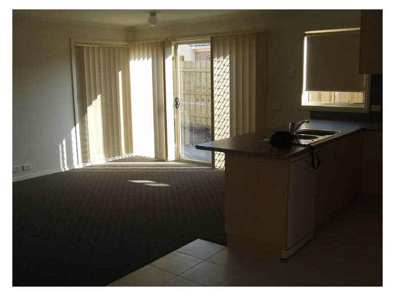 12/21-31 Parman Avenue, Pakenham VIC 3810