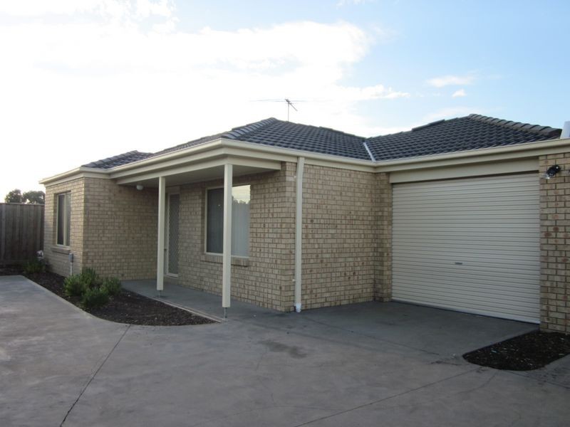 7/21-31 Parman  Avenue, Pakenham VIC 3810