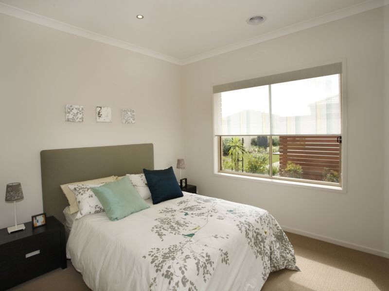 5 Caversham Drive, Pakenham VIC 3810