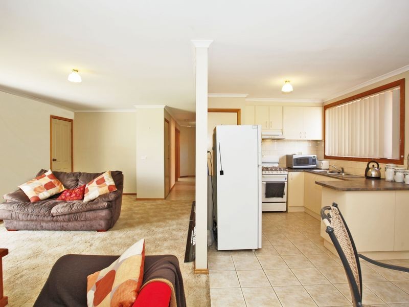 1 Mark Place, Pakenham VIC 3810