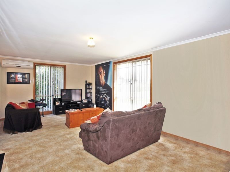 1 Mark Place, Pakenham VIC 3810