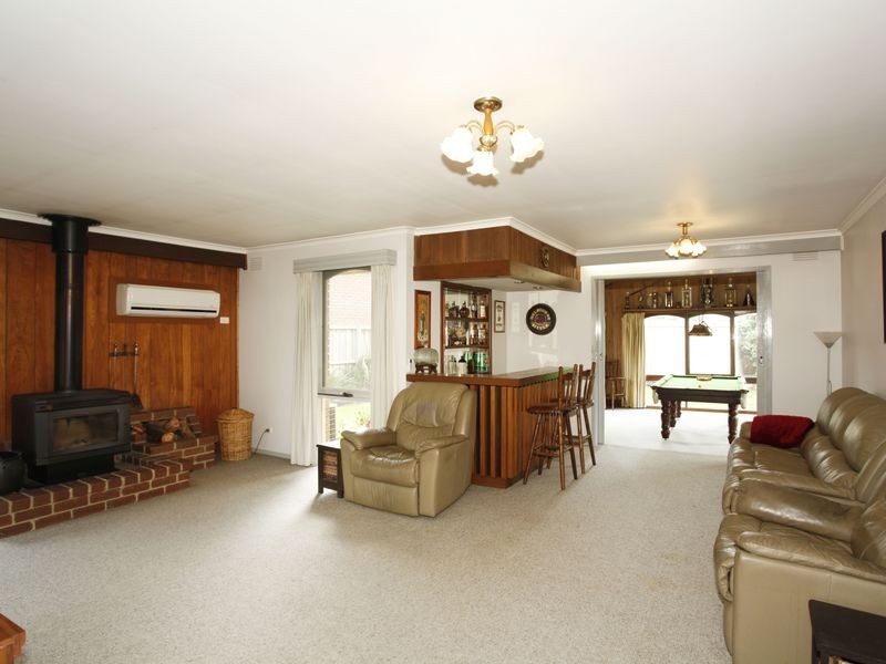 47 Sybella Avenue, Koo Wee Rup VIC 3981