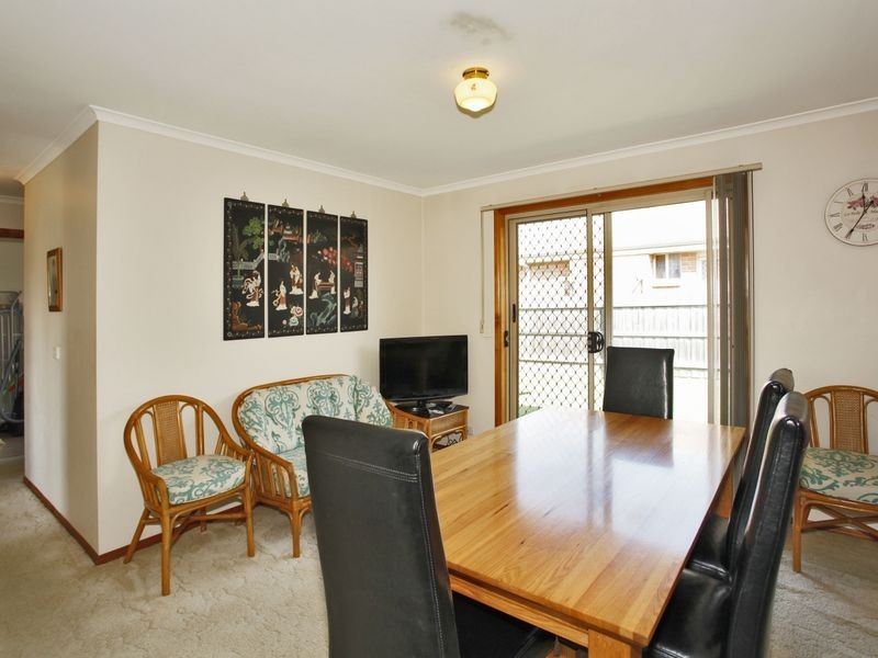 5 Naples Way, Pakenham VIC 3810