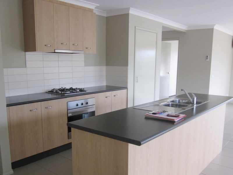 5 Toorang Court, Pakenham VIC 3810