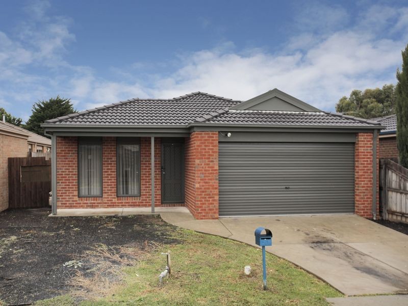 50 Pommel Street, Pakenham VIC 3810
