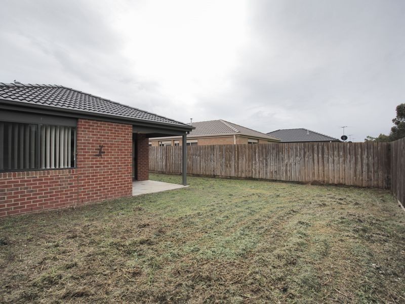 50 Pommel Street, Pakenham VIC 3810