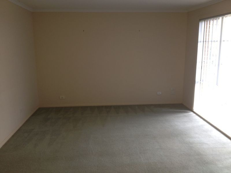 22 Adrian Drive, Pakenham VIC 3810