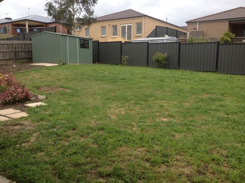 22 Adrian Drive, Pakenham VIC 3810