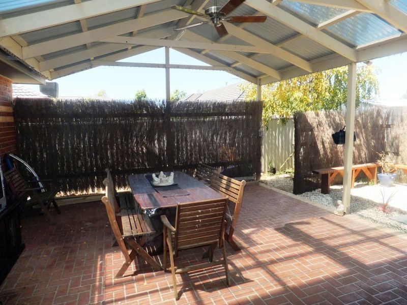 3 Genoa Grove, Pakenham VIC 3810