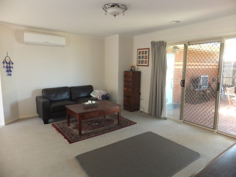 3 Genoa Grove, Pakenham VIC 3810