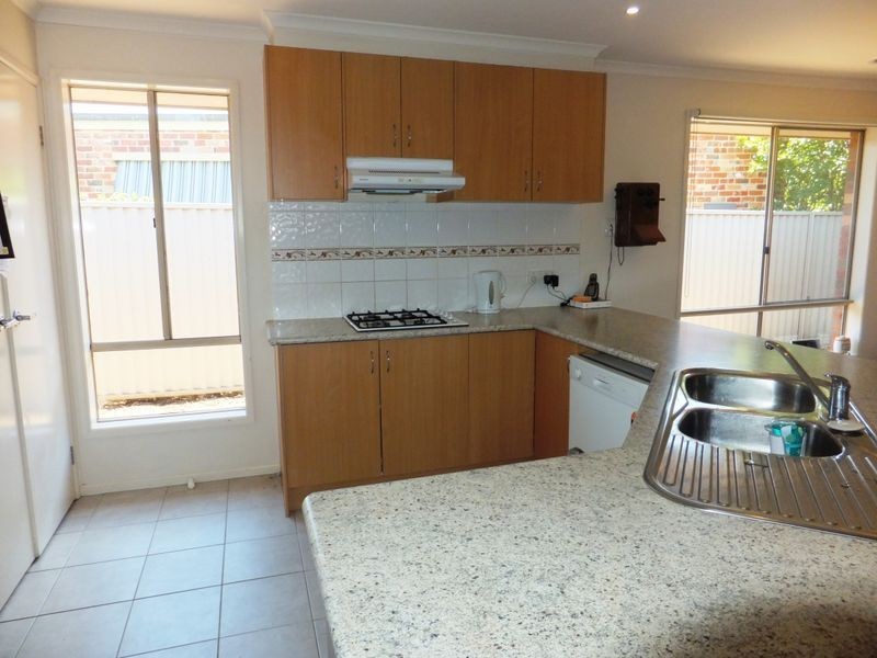 3 Genoa Grove, Pakenham VIC 3810