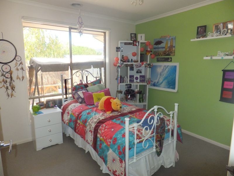 3 Genoa Grove, Pakenham VIC 3810