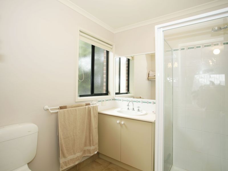 39 Bluehills Boulevard, Pakenham VIC 3810